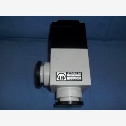 Leybold 297 22 Vacuum valve KF 25