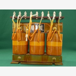 Seiden Kogyo autotransformer 3-phase, 1.44 Seiden Kogyo autotransformer 3-phase, 1.44