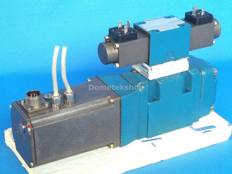 Hydraulic  valve Distributeur  hydraulique KRAUSS MAFFEI 2569914  4/2 