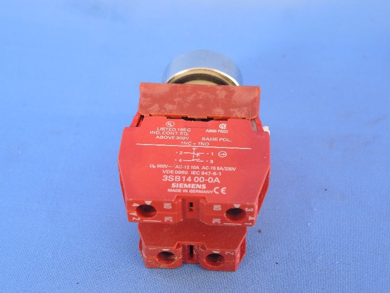3SB1400-0C Red  Push Button Switch < Siemens Model 
