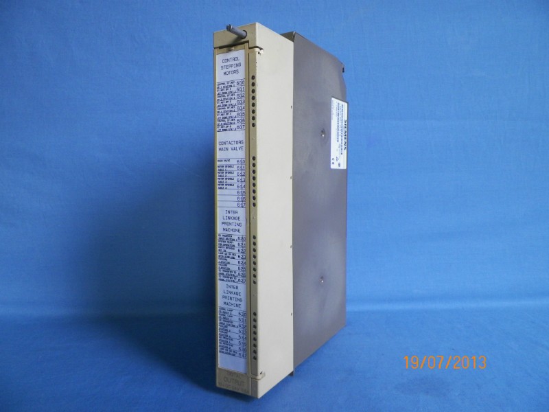 Siemens 6ES5441-7LA13 6ES5 441-7LA13 6ES54417LA13 SIEMENS SIMATIC S5 6ES5 441-7LA13 Digital Output Module 32-Output  6ES5441-7LA13